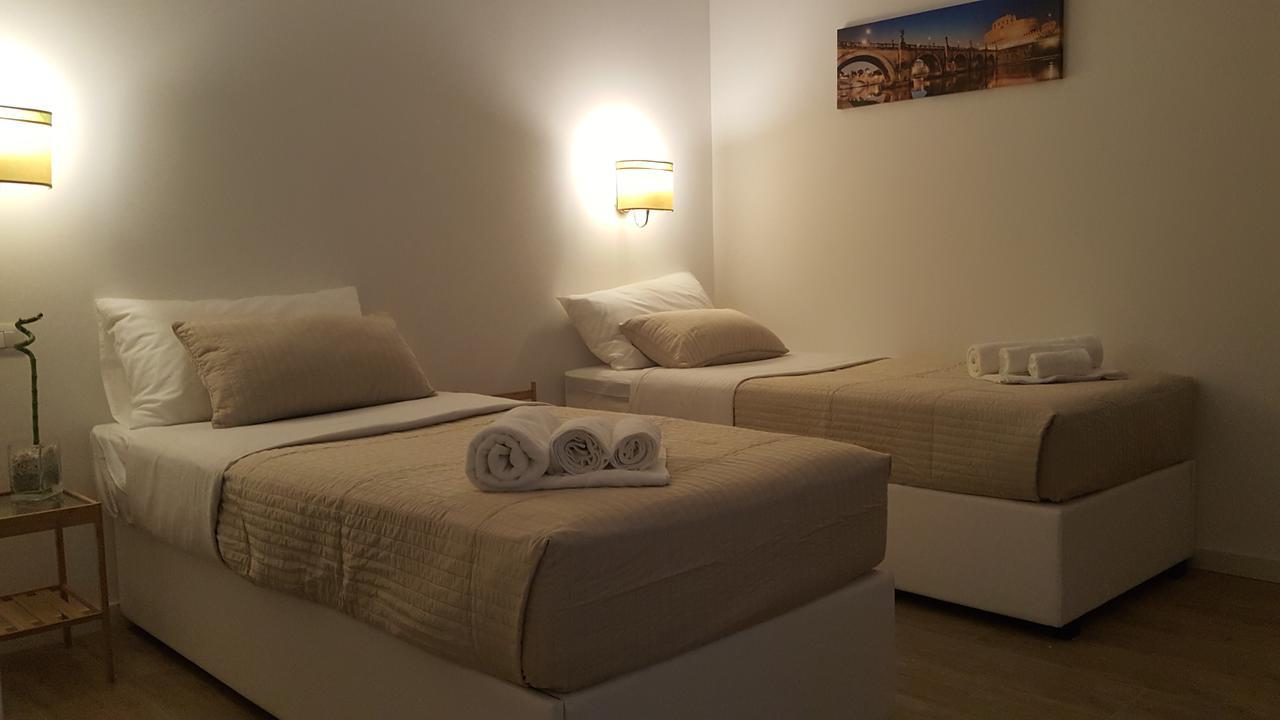 Alloggio Turistico Al Colosseo Bed & Breakfast Rome Luaran gambar