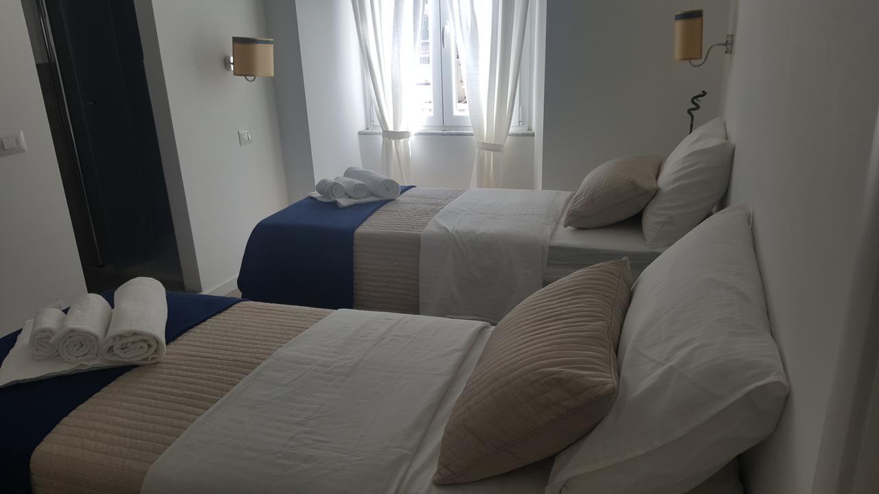 Alloggio Turistico Al Colosseo Bed & Breakfast Rome Luaran gambar