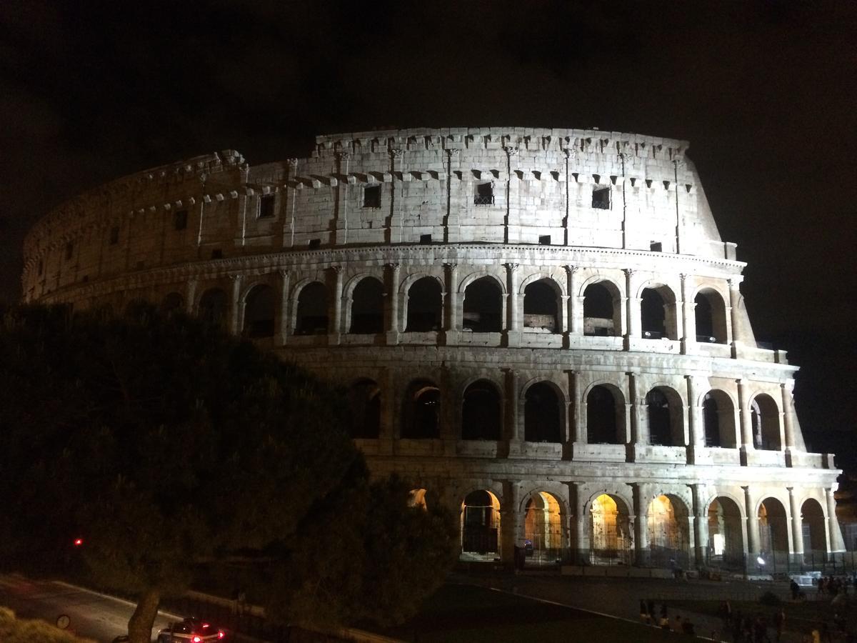 Alloggio Turistico Al Colosseo Bed & Breakfast Rome Luaran gambar